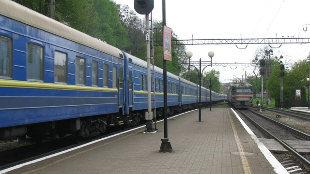 Приміський поїзд Ягодин – Ковель курсуватиме за зміненим графіком