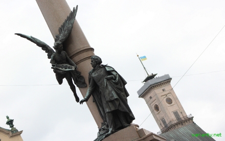 S&P знизив прогноз щодо рейтингів Львова на "негативний"