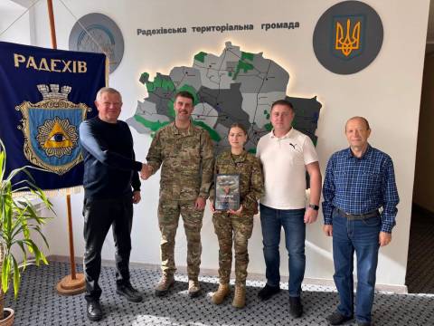 Радехівська громада допомагає 125 окремій важкий механізованій бригаді