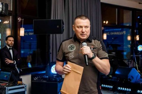 Тіщенко складає депутатські повноваження на Винниченка