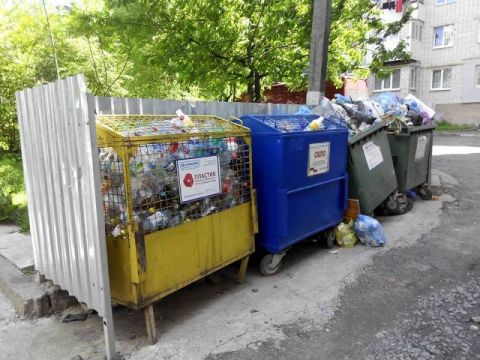 У Шевченківському районі Львова є переповнені майданчики із сміттям, – міськрада