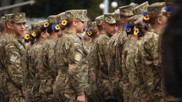 У Львові курсанти із запрошеннями не знайшли себе в списках виборців