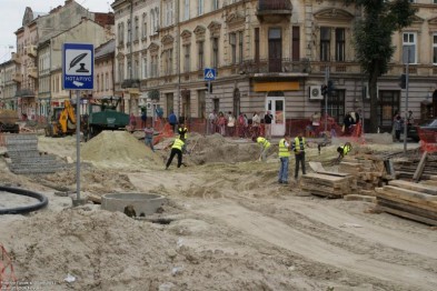 Вулиця Городоцька у Львові закрита на ремонт, рух транспорту припинено