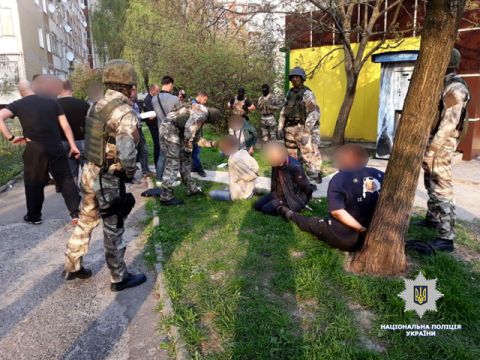 У Львові правоохоронці затримали групу зловмисників