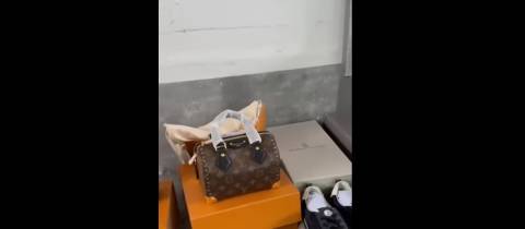 У Шегинях виявили контрабанду брендових взуття, сумок та гаманців на 500 тисяч гривень