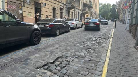 Вулицю Гавришкевича до кінця тижня закриють для транспорту