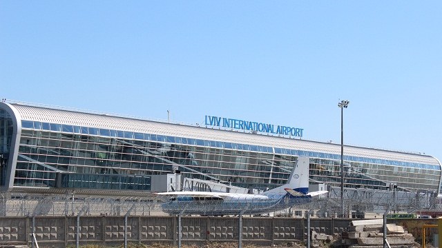 У серпні популярність аеропорту "Львів" збільшилася на 27%