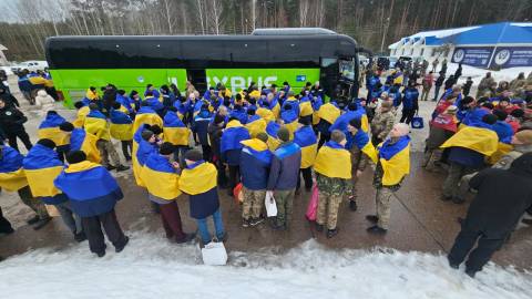До України з російського полону повернули 200 захисників