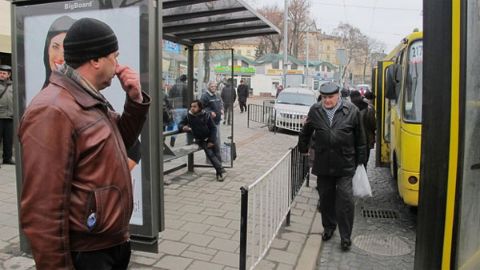 У Львові біля 8-ї лікарні облаштують автобусну зупинку