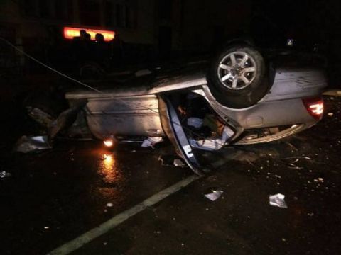 ДТП у Самборі: постраждали водій та двоє пасажирів авто