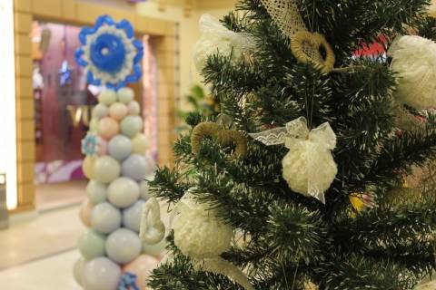 Виставка дизайнерських ялинок у Львові