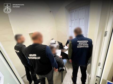 Посадовця Нацгвардії викрили в незаконній виплаті бійцям понад 70 мільйонів при будівництві фортифікацій