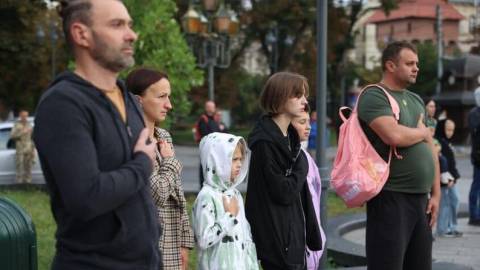 У Львові звільнили водія автобуса за неповагу до хвилини мовчання