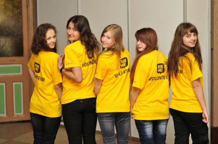 У Львові волонтерів Євро-2012 годують втричі гірше, ніж київських