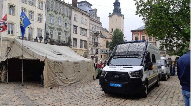 Середа тримає в секреті винних в інциденті біля львівської Ратуші