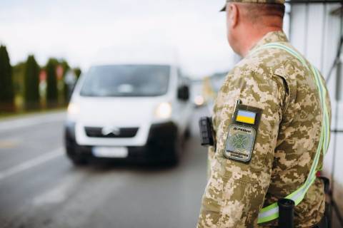 За добу з України виїхали майже 50 тисяч людей