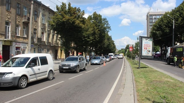 Садовий хоче ліквідувати затори на вулиці Липинського