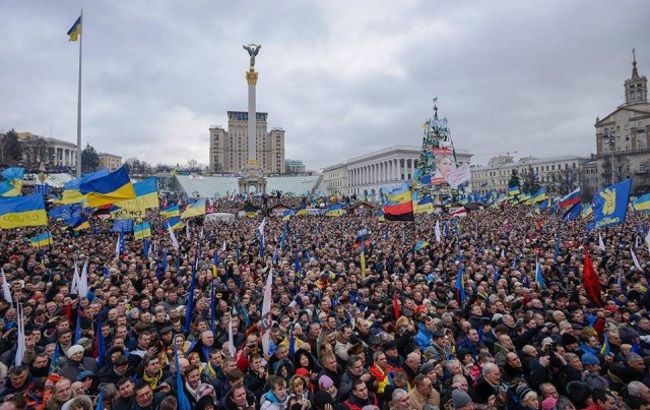 Порошенко збільшив соцзахист сімей загиблих героїв АТО