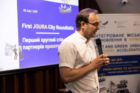 Москаленко у червні заробив майже 90 тисяч гривень