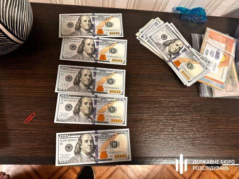 Керівник львівського Центру пробації вимагав гроші з підлеглих й пересилав їх до Києва