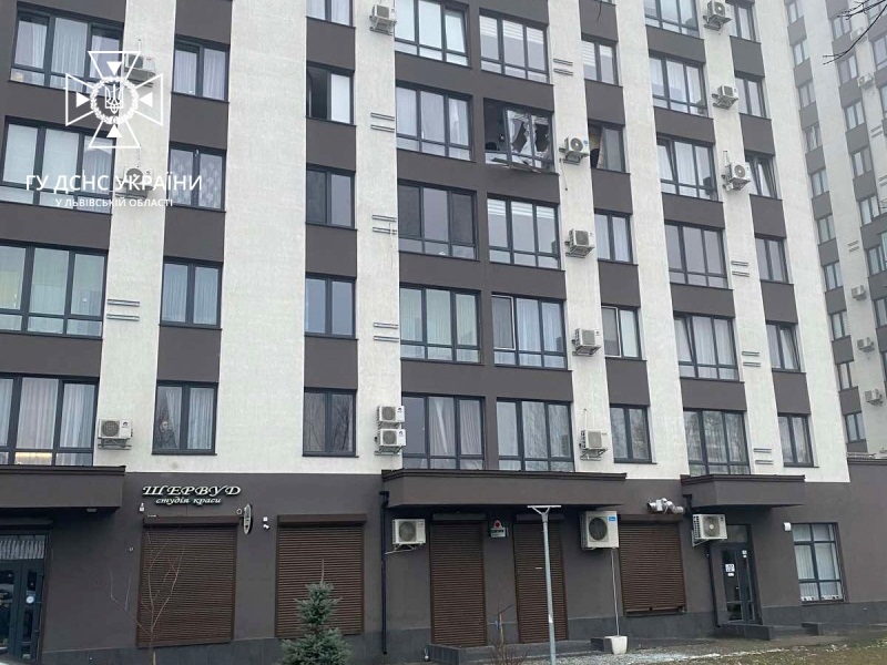 У Львові чоловік з опіками потрапив до лікарні через вибух акумулятора в квартирі багатоповерхівки