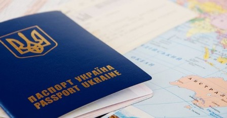 Львівська міграційна служба виготовила 54 тис закордонних паспортів