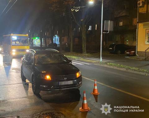 У Львові водій Volkswagen Passat збив пішохода