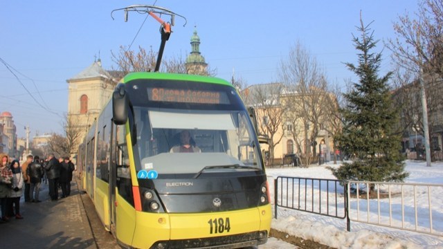 Робота у Львові: шукають водіїв електротранспорту