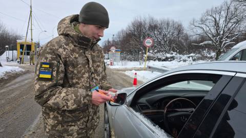 На кордоні з Польщею – черги з 25 авто