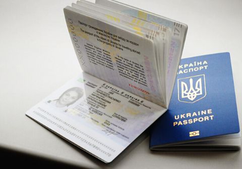На Львівщині кількість оформлень закордонного паспорту збільшилась удвічі
