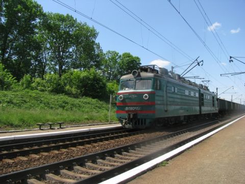 Міськрада Львова просить залізницю владнати ситуацію із пасажирськими перевезеннями
