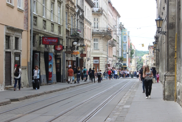 У Львові трамваї не курсують через площу Ринок