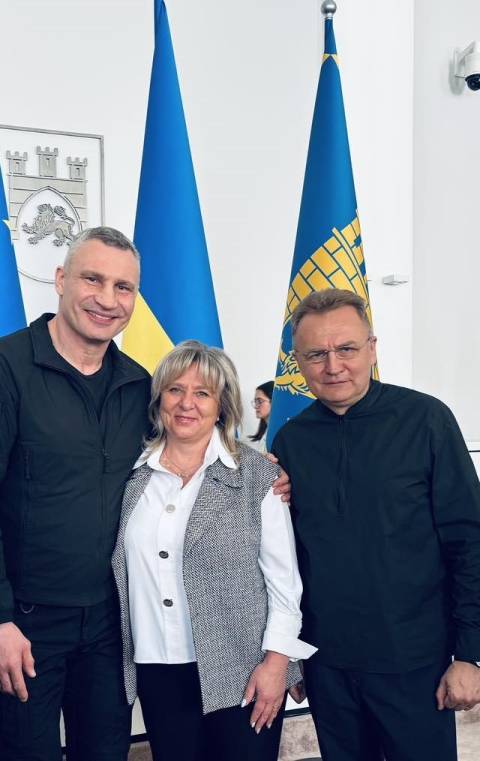 Директорка департаменту ЖКГ Львова у березні отримала 65 тисяч премії