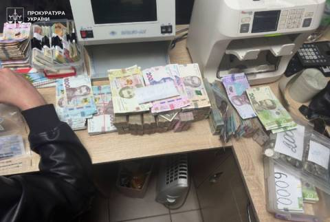 У Стрию викрили шахрайський кол-центр, який працював під виглядом  сайтів знайомств