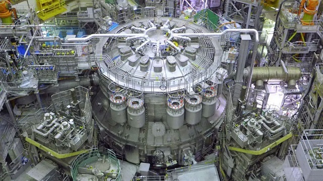 В Японії відкрили найбільший термоядерний реактор