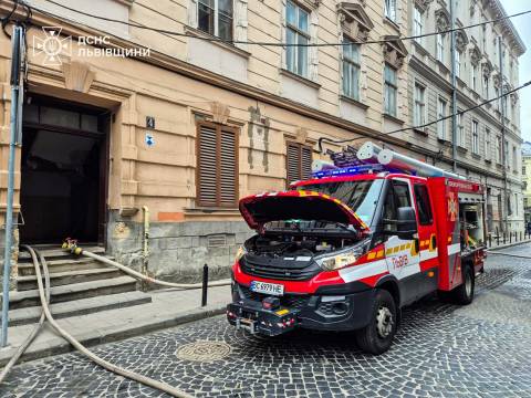 У Львові зайнялась квартира в центрі міста
