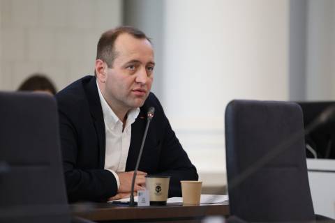 Депутату Троцю торік подарували дві ділянки у Сокільниках