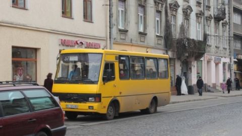 Новини за 29 вересня: погрози львівських перевізників та блокування міськради Львівщини