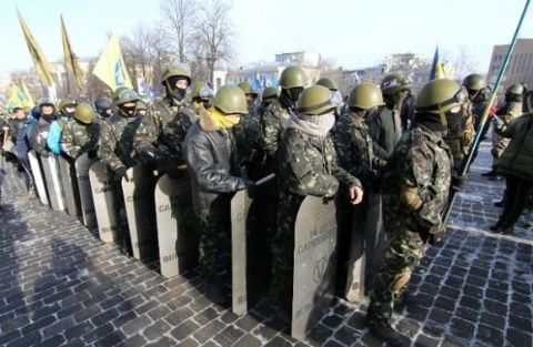 Львів'янину в присутності самооборони міста вибили зуби