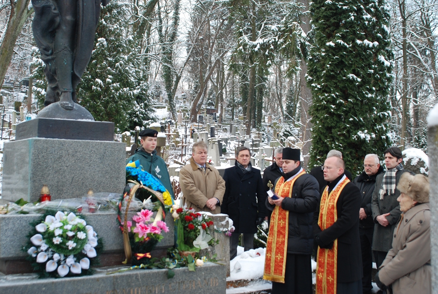 Пам'ять хорунжої Січового Стрілецтва Олени Степанів-Дашкевич вшановують сьогодні у Львові