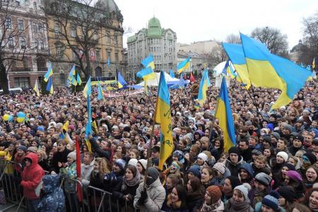 Євромайдан у Львові проведе ходу миру та молитиметься за Україну (план дій на сьогодні)