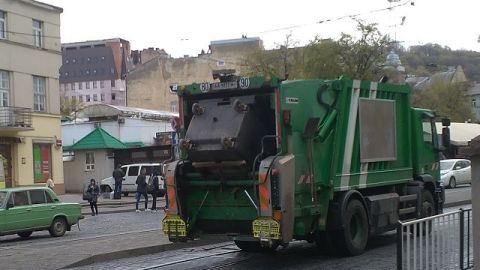 У Львові передбачили майже два мільйони гривень за вивезення сміття з міста