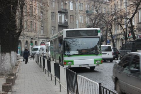 У Львові курсує 501 маршрутка, – міськрада