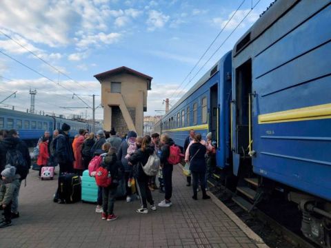 На Львівщині за добу прийняли понад 2000 переселенців