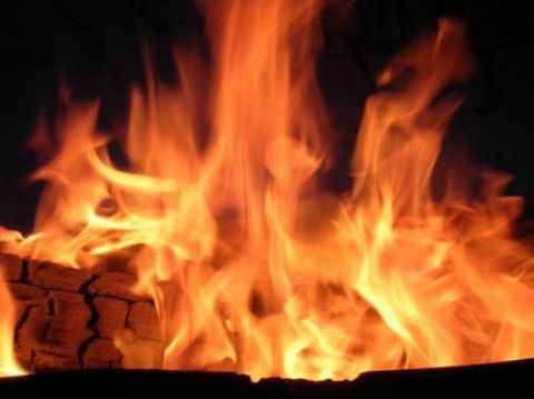 Чоловік отруївся продуктами горіння від пожежі у Львові