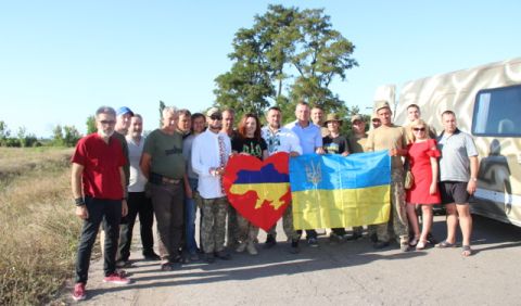 Львівські волонтери повернулися зі 40-ї поїздки на передову