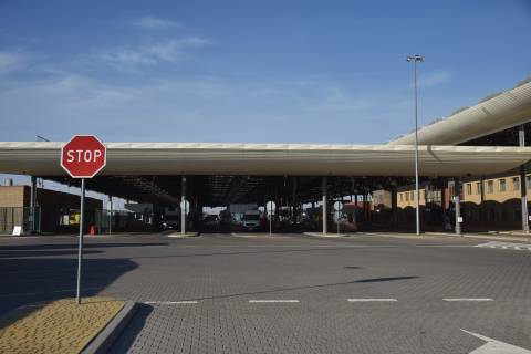 На кордоні з Польщею – черги з 65 авто