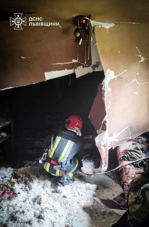 На Львівщині через пожежу в житловому будинку загинув чоловік
