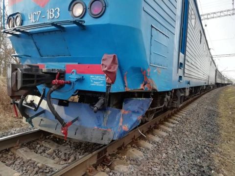 На Львівщині автівка врізалася в поїзд Ужгород-Краматорськ