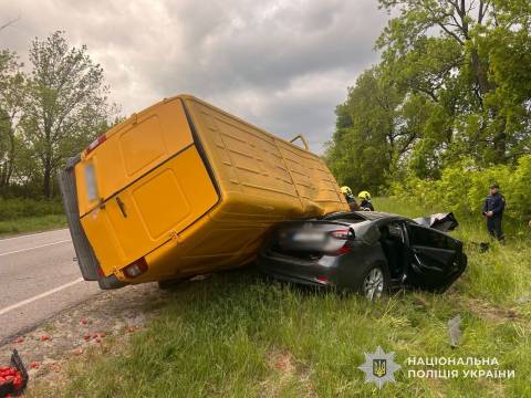 На трасі Тернопіль – Львів у ДТП постраждали троє людей
